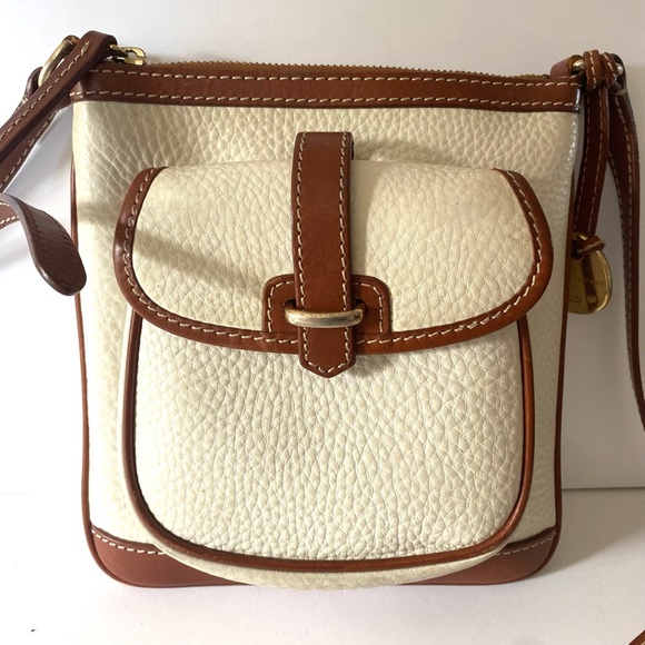 Dooney & Bourke Borsa a mano, zaino in grani di ghiaia, nero